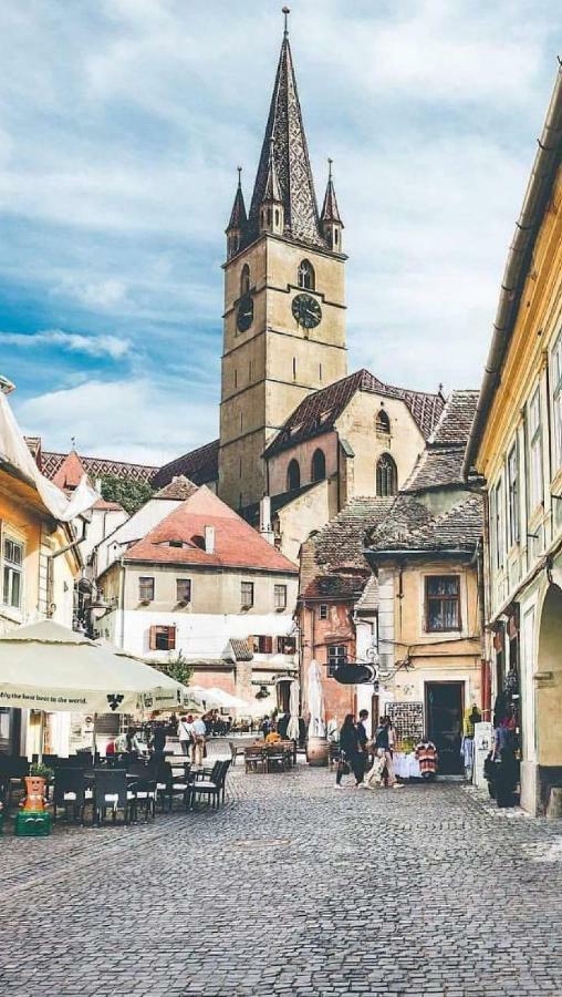 Timotei Apartment Sibiu Eksteriør bilde