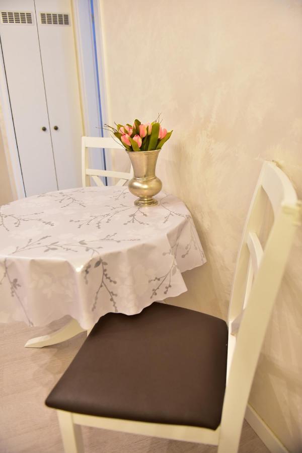Timotei Apartment Sibiu Eksteriør bilde