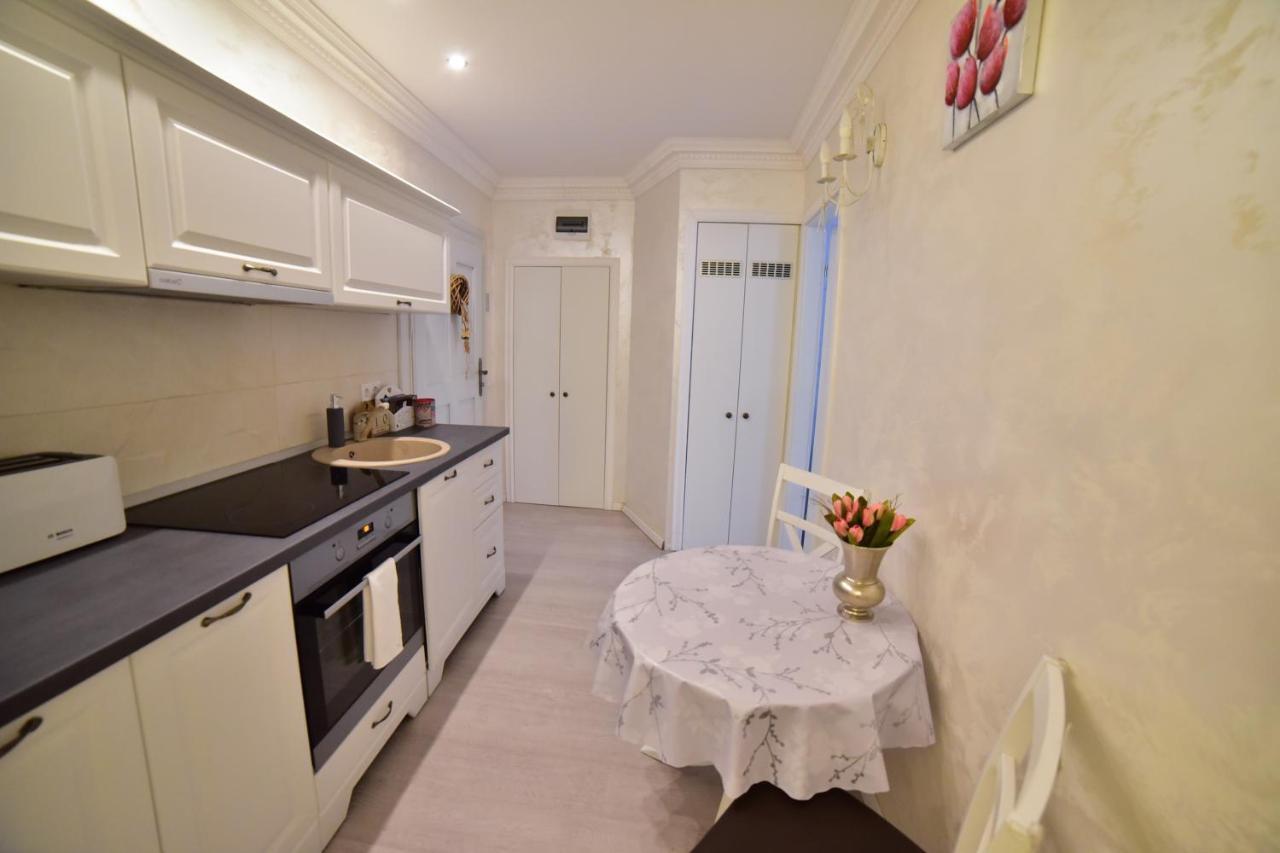 Timotei Apartment Sibiu Eksteriør bilde